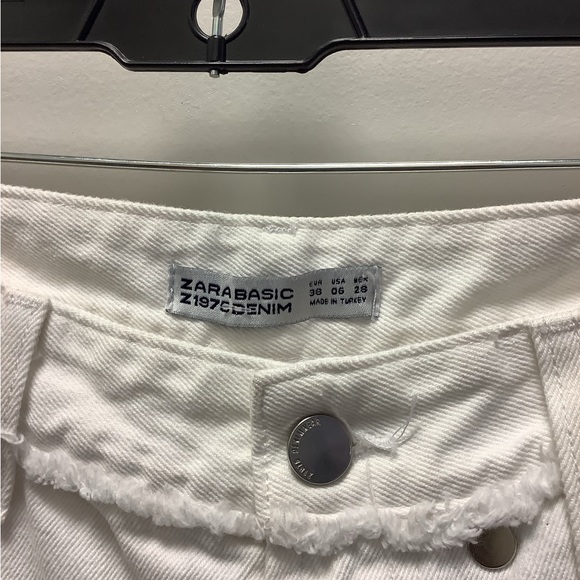 ZARA BASIC white cropped straight leg jeans size 6 - Picture 3 of 3